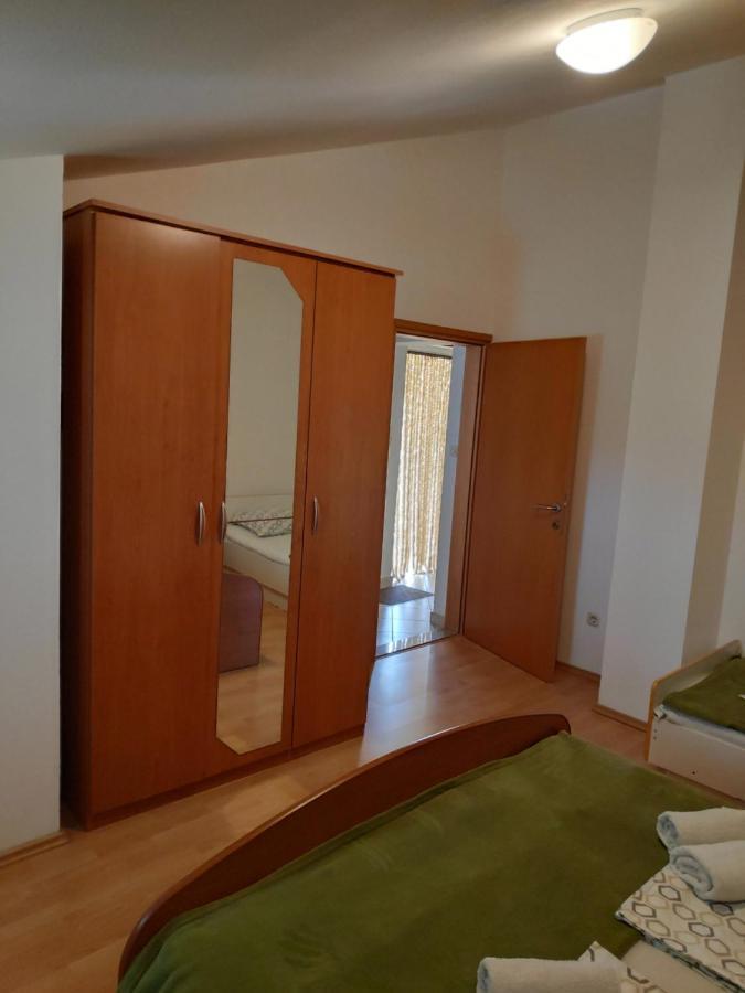 Apartments Mario Biograd Na Moru Extérieur photo