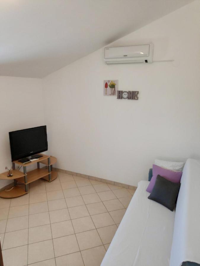 Apartments Mario Biograd Na Moru Extérieur photo